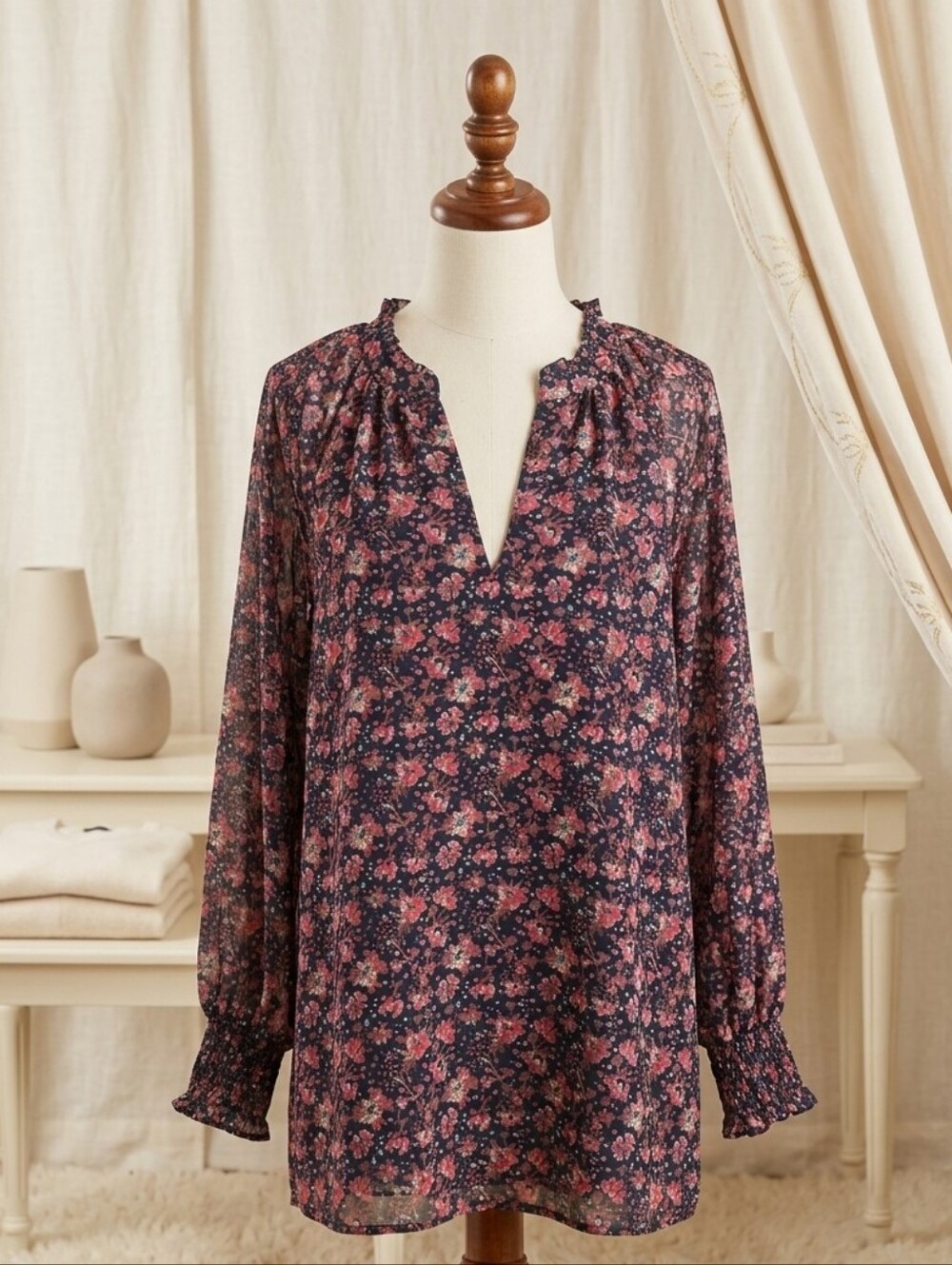 Philosophy Black Floral Sparkle V-Neck Blouse | Size 3X